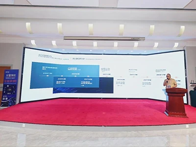 Potenciar AI-Enllaços òptics alimentats: Potel Cable Group contribueix a la d...